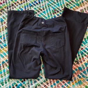 Iuga Yoga pants (bootcut with pockets)